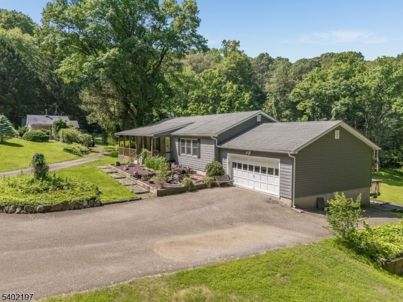 Polktown Rd, Hampton, NJ 08827