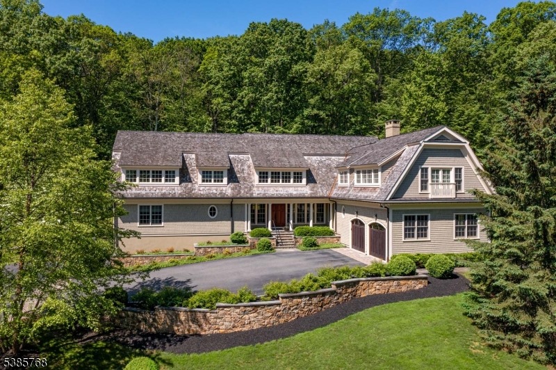 Overleigh Rd, Bernardsville, NJ 07924