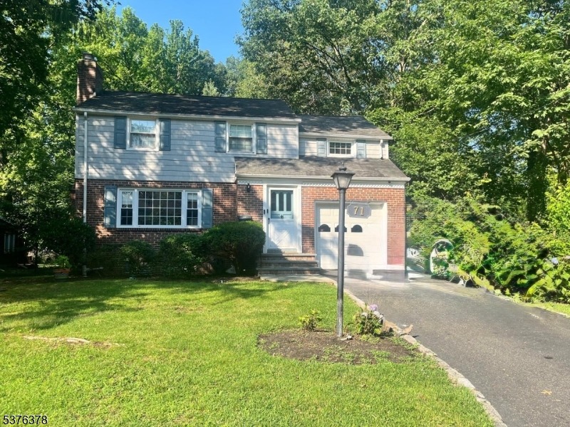 Willoughby Rd, Fanwood, NJ 07023