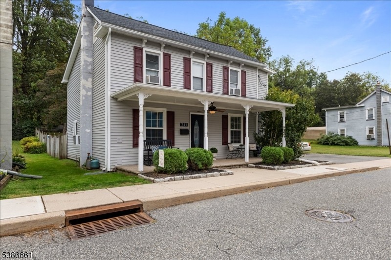 Depue St, Belvidere, NJ 07823 #1