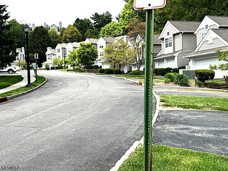 Woodmont Dr, Randolph, NJ 07869 #1