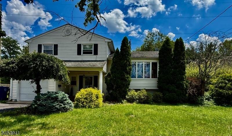 Georgia St, Clark, NJ 07066