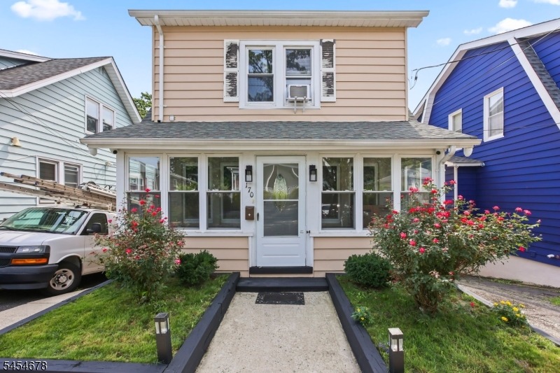 Hillside Ter, Irvington, NJ 07111
