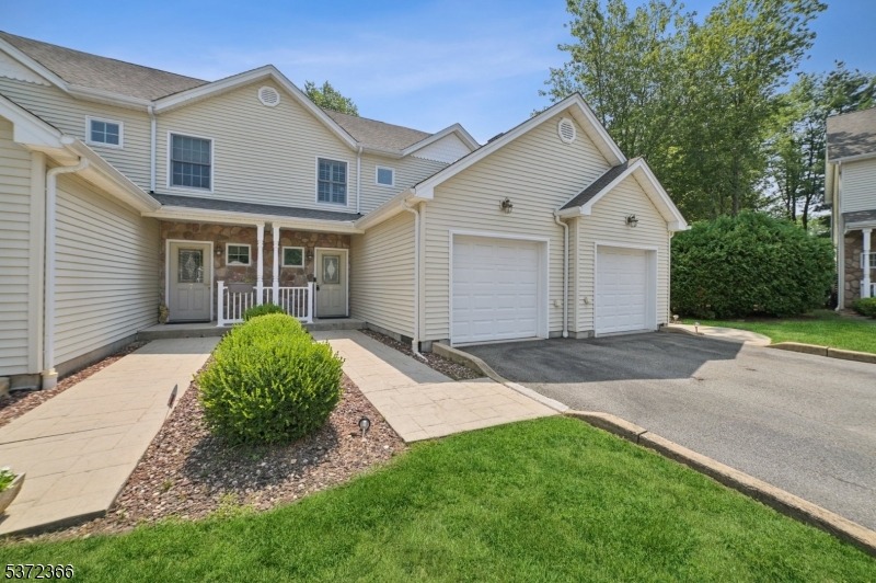 Ridgedale Ave, East Hanover, NJ 07936