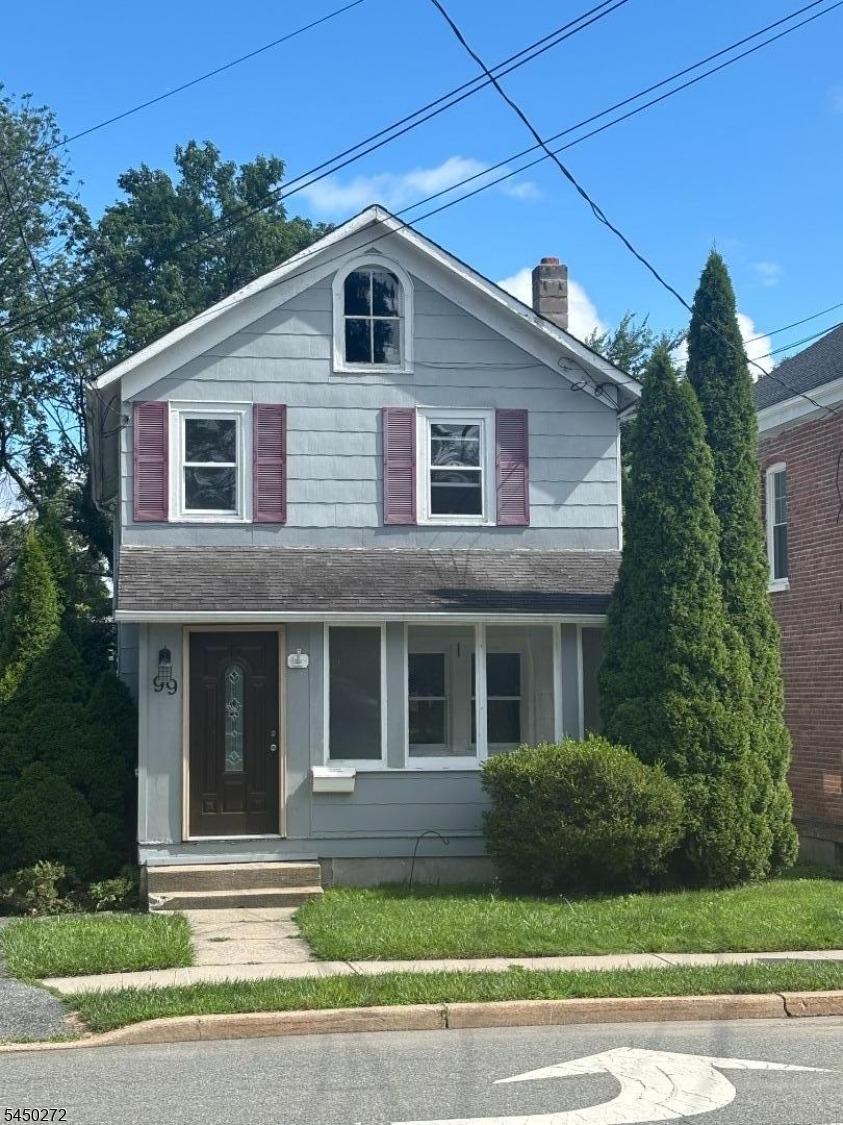 Madison St, Newton, NJ 07860