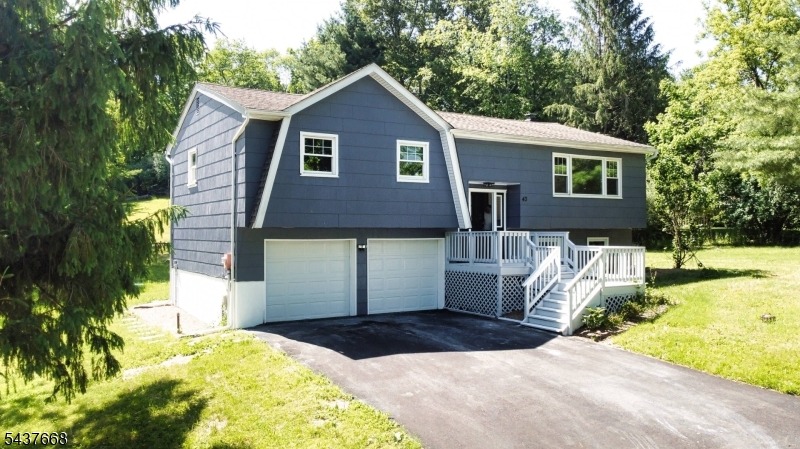 Courtland Dr, Sussex, NJ 07461