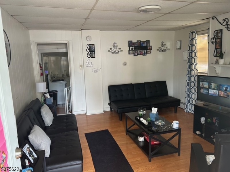 Somerset St, Raritan, NJ 08869 #1