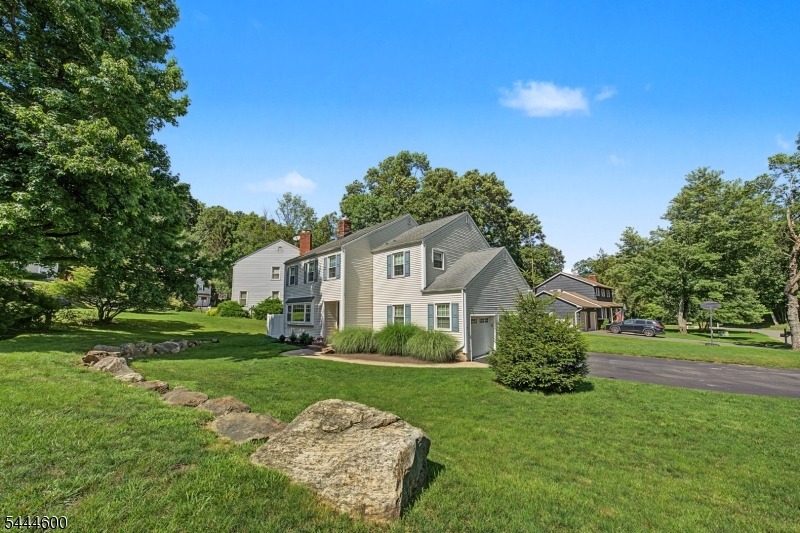 Cardinal Dr, Sparta, NJ 07871
