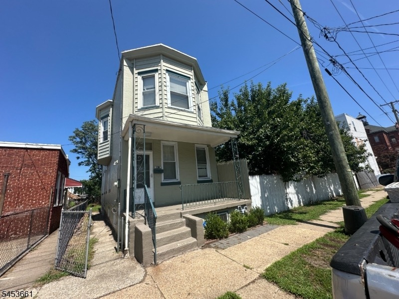 Sussex St, Gloucester City, NJ 08030