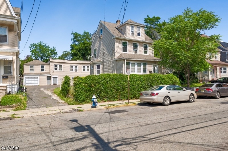 Becker Ter, Irvington, NJ 07111 #1