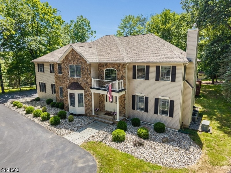 Elk Ridge Rd, Califon, NJ 07830