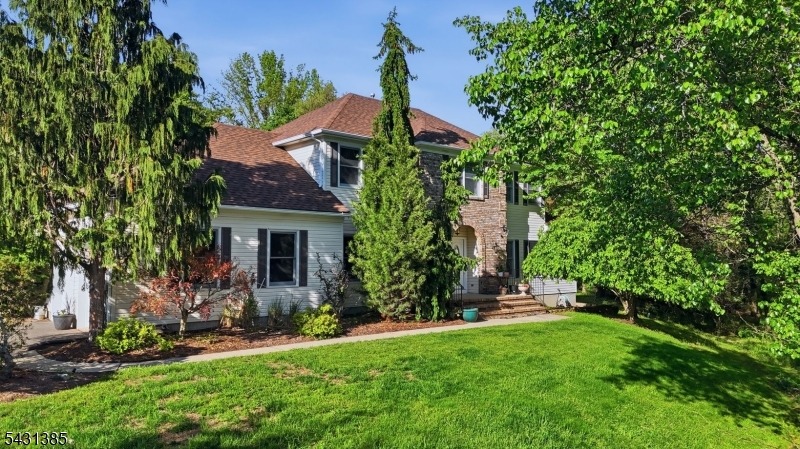 Van Arsdale Dr, Branchburg, NJ 08853
