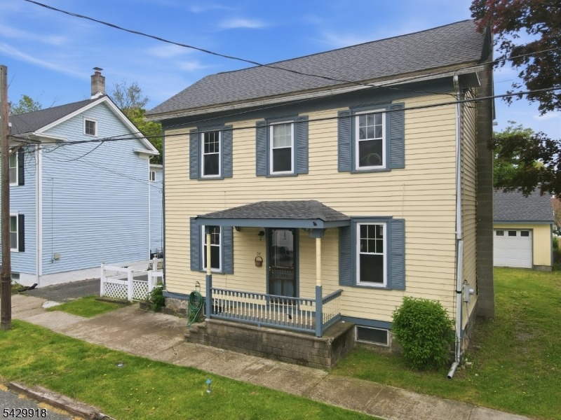 Front St, Belvidere, NJ 07823