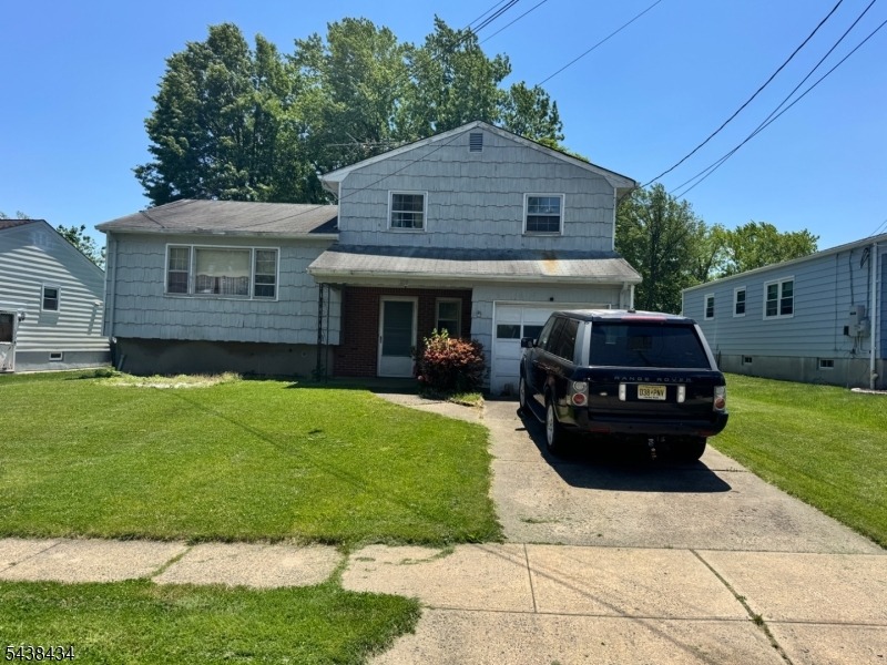 Summit Ave, Fords, NJ 08863