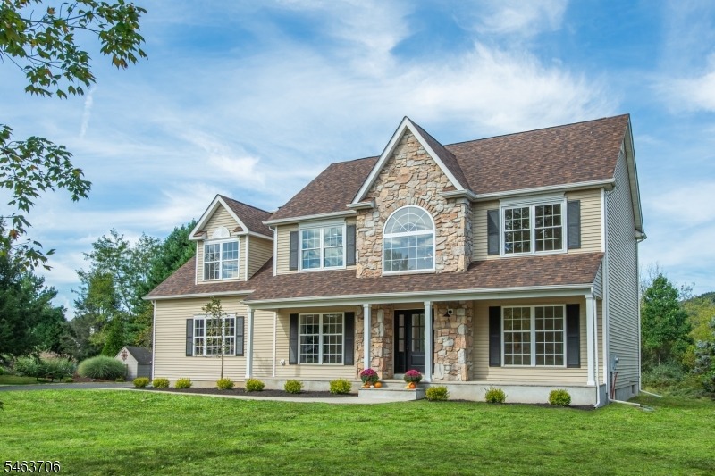 Pohat Ct, Washington, NJ 07882