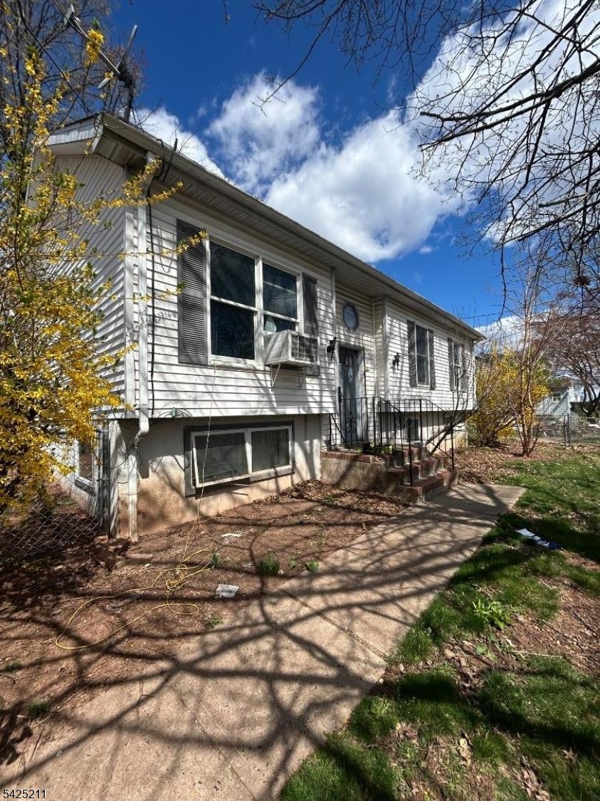 Kimball St, Iselin, NJ 08830