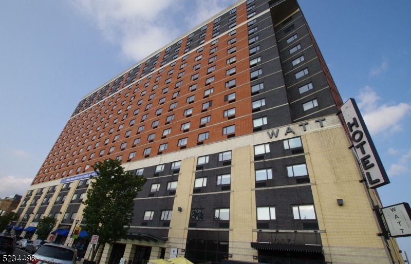 Carriage City Plz, Rahway, NJ 07065