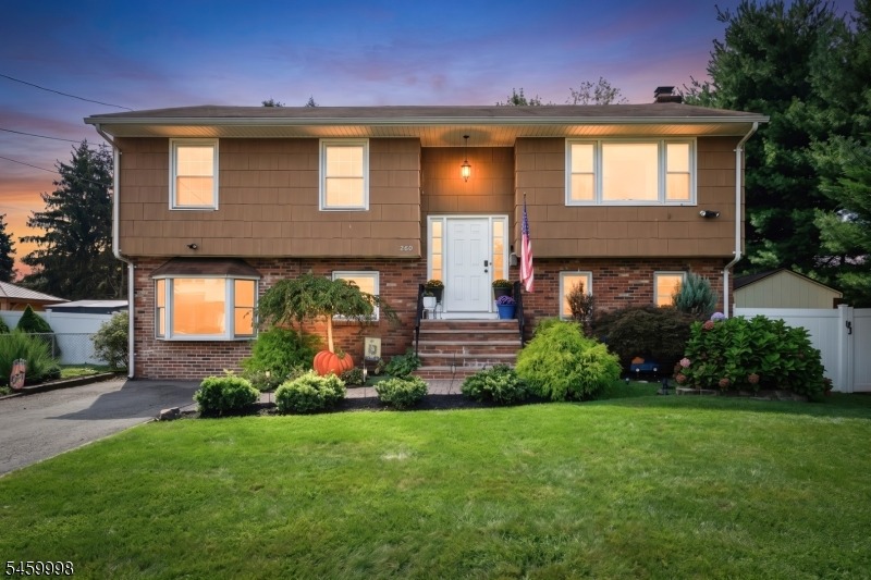 Pearl Pl, South Plainfield, NJ 07080