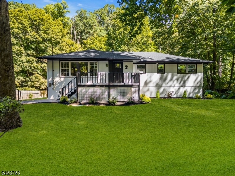 Main St, Glen Gardner, NJ 08826