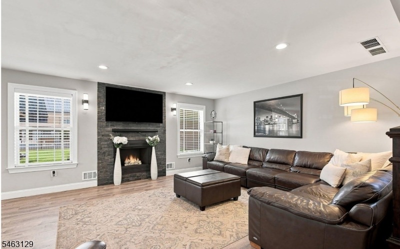 Crater Lake Rd, Howell, NJ 07731 #1