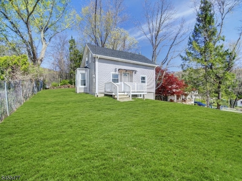 Emmans Rd, Ledgewood, NJ 07852