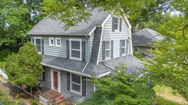 Buckingham Rd, Montclair, NJ 07043