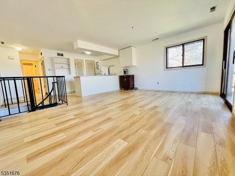 Sunrise Dr, Vernon, NJ 07462