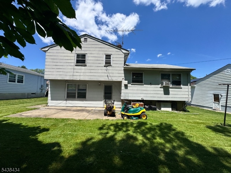Summit Ave, Fords, NJ 08863 #1