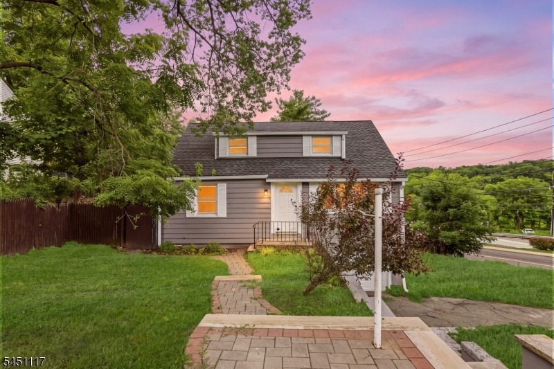 Lorelei Rd, West Orange, NJ 07052