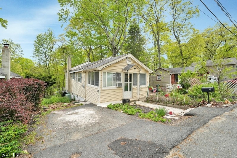 Cornell Way, Hopatcong, NJ 07843 #1