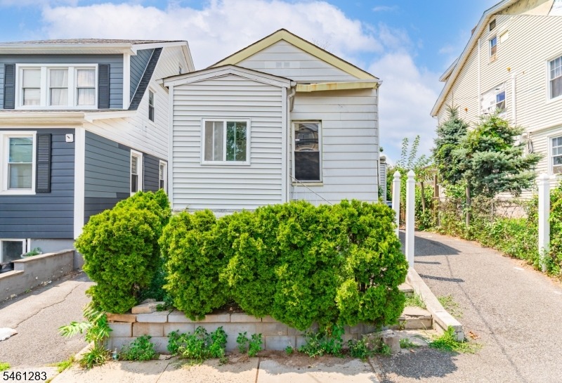 Augusta St, Irvington, NJ 07111 #1