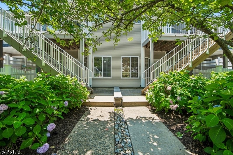 Ashley Ct, Bedminster, NJ 07921 #1