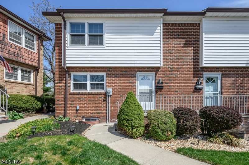 Cardinal Ln, Hillsborough, NJ 08844