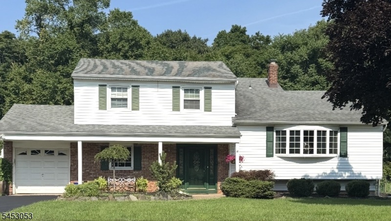 Drake Rd, Somerset, NJ 08873