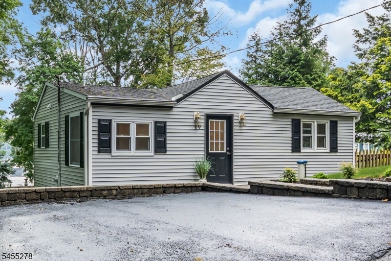 Sutton Rd, Hopatcong, NJ 07843 #1