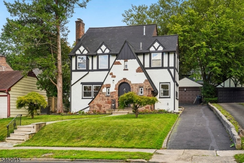 Norfolk Ave, Maplewood, NJ 07040