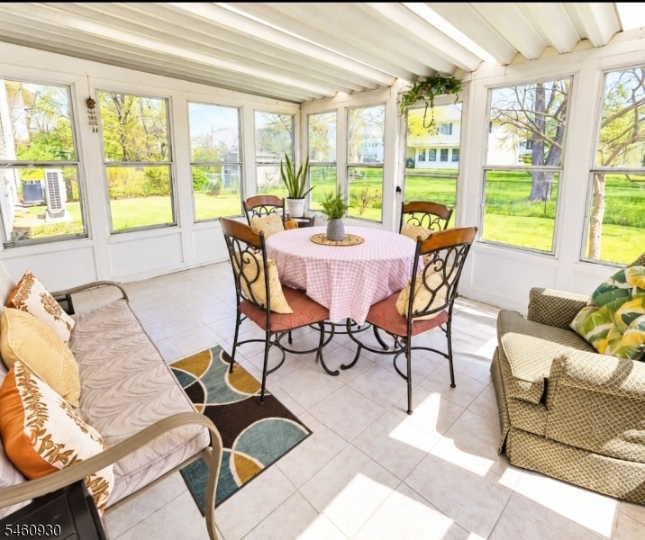 Gaston Ave, Somerville, NJ 08876