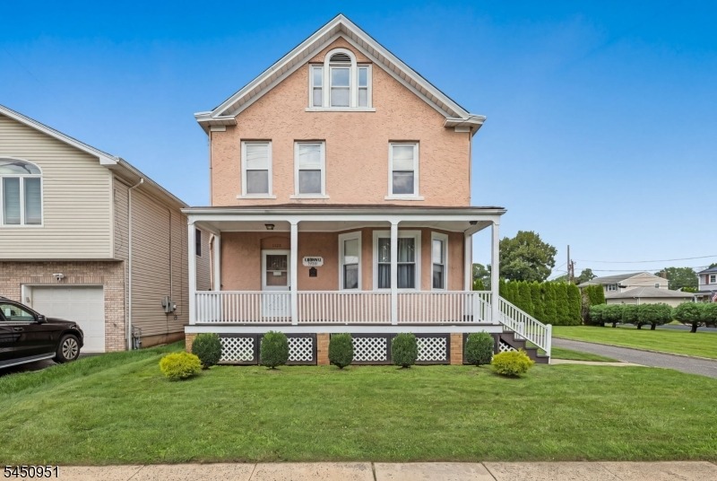 Madison Hill Rd, Clark, NJ 07066