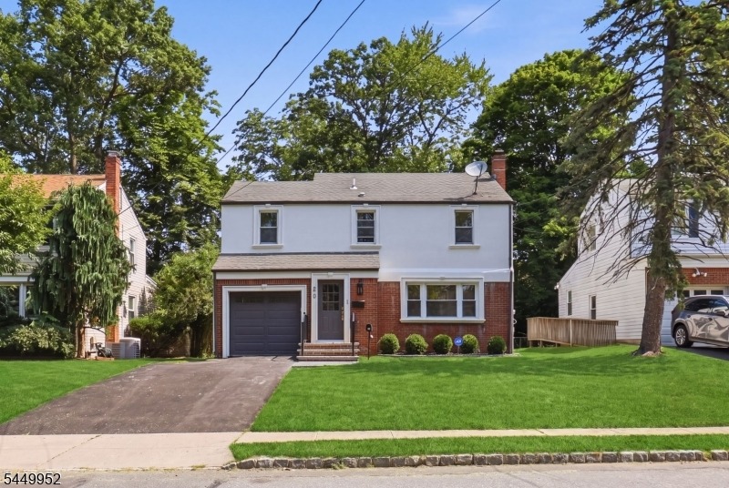 Buckingham Rd, West Orange, NJ 07052