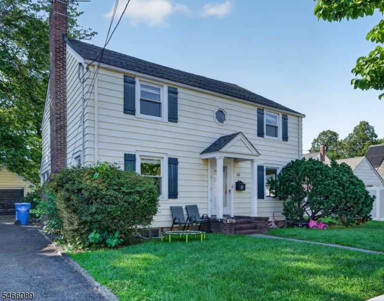 Rosewood Ter, Linden, NJ 07036