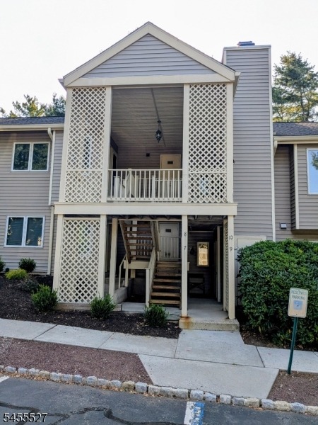 Augusta Dr, Annandale, NJ 08801