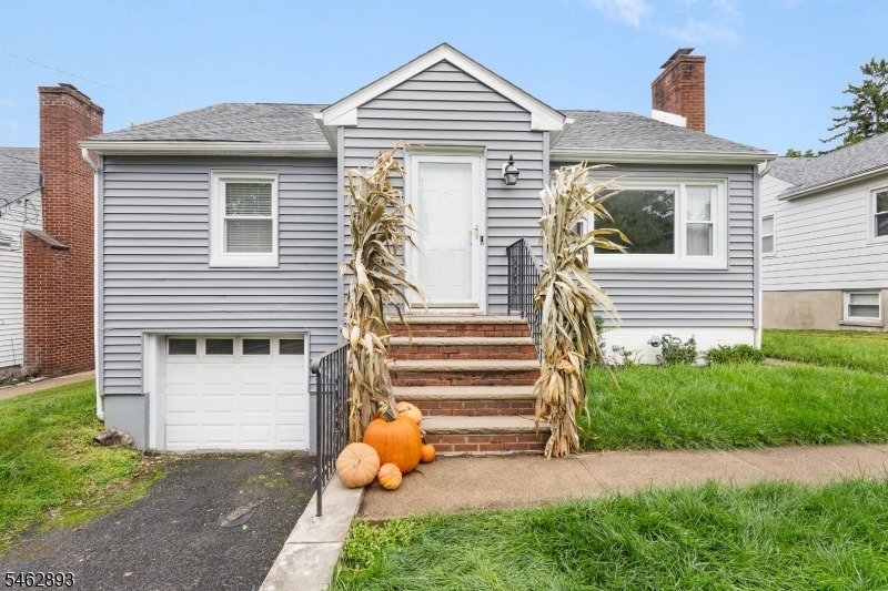 Ralph Pl, Morristown, NJ 07960