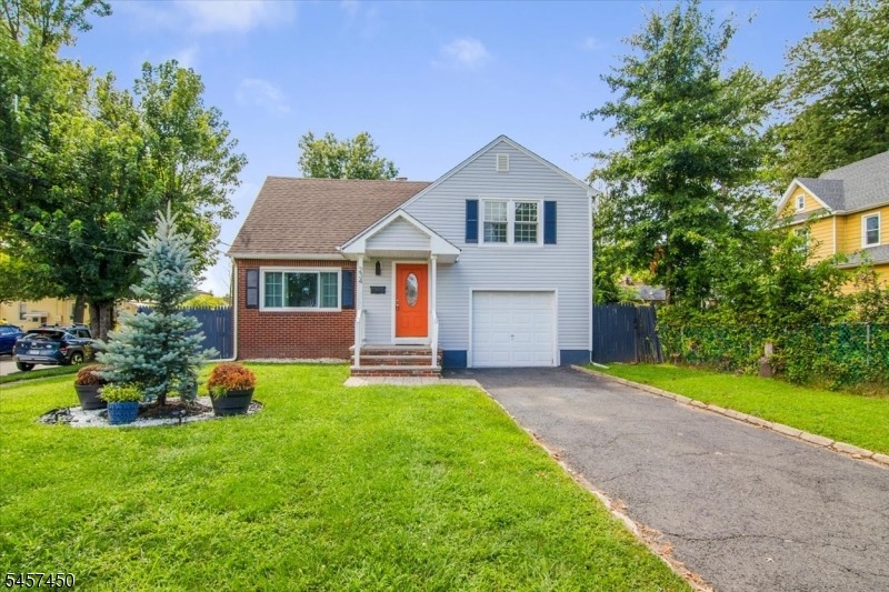 Aldene Rd, Roselle, NJ 07203