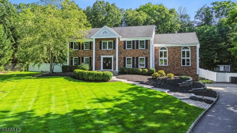Revere Ct, Randolph, NJ 07869