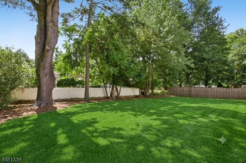 Maplewood Dr, Livingston, NJ 07039 #1