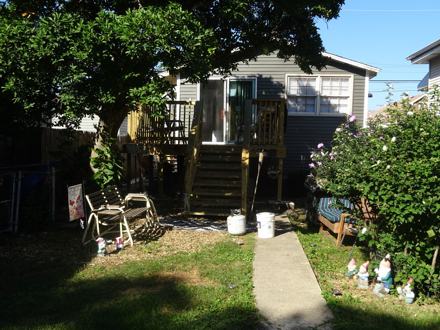 Long Ave, Chicago, IL 60641