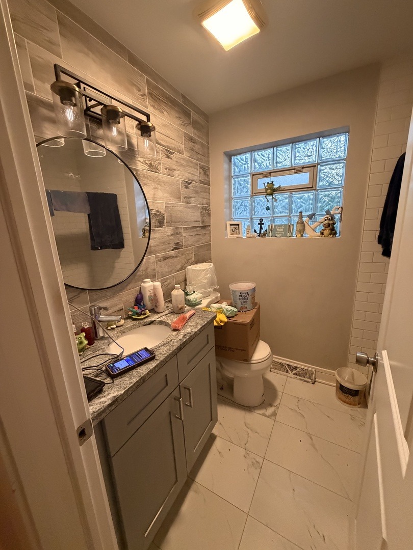 67th Pl, Chicago, IL 60636 #1