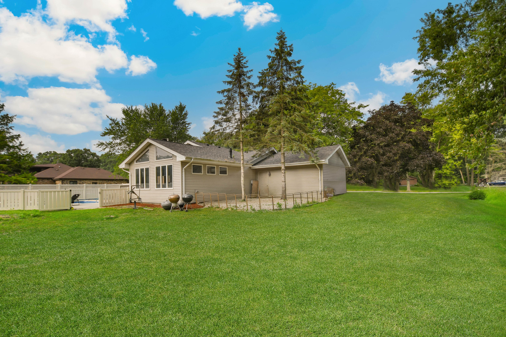Woodlawn Ave, Crete, IL 60417 #1
