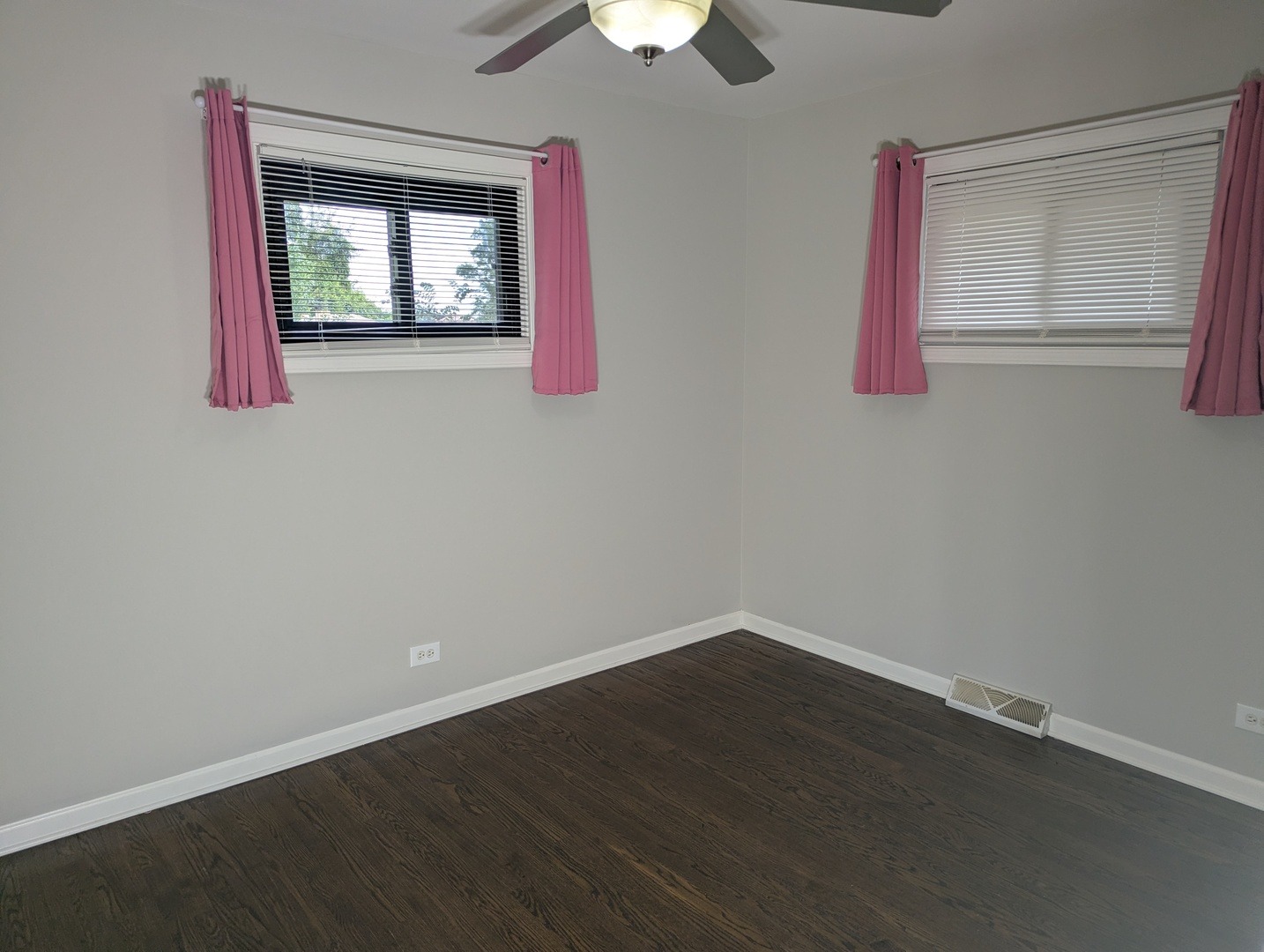 Petite Ter, Lake Villa, IL 60046