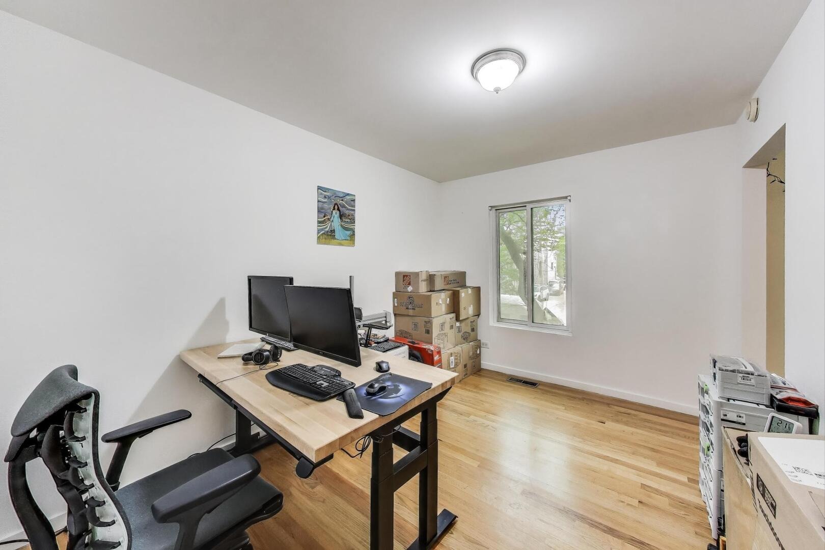 Ainslie St, Chicago, IL 60640 #1